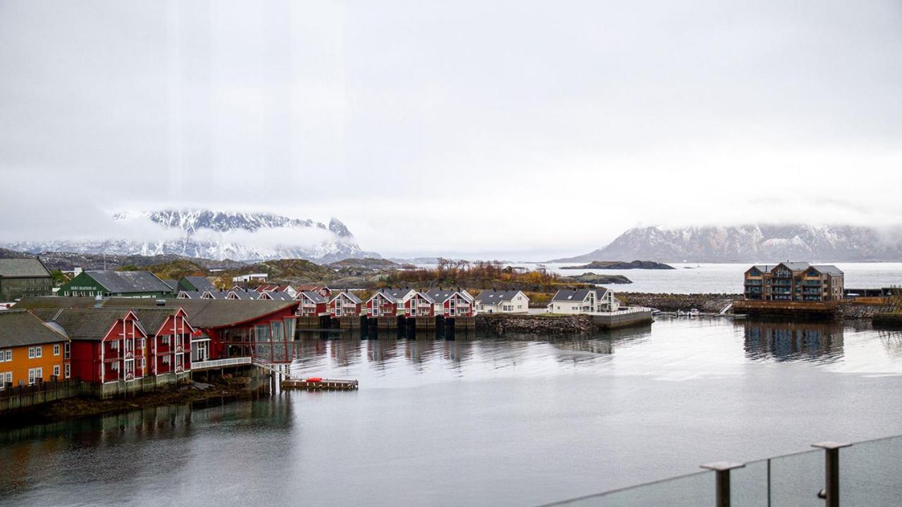 Nordis Apartments - Torget 21 Svolvaer Exterior photo