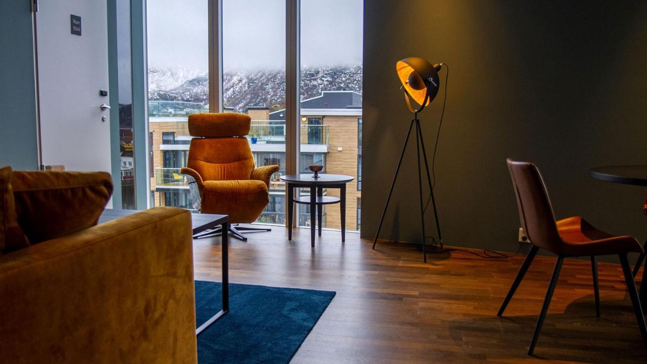 Nordis Apartments - Torget 21 Svolvaer Exterior photo