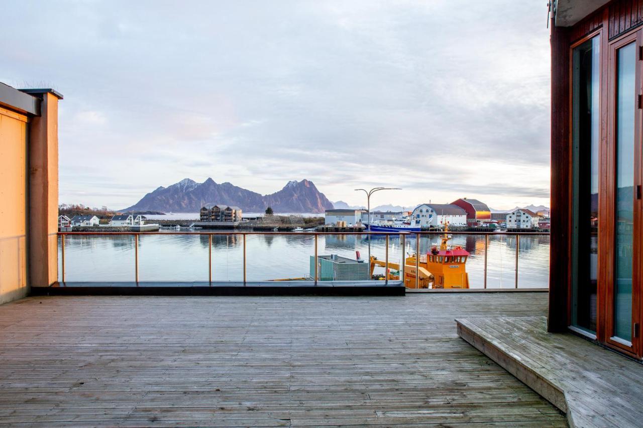 Nordis Apartments - Torget 21 Svolvaer Exterior photo